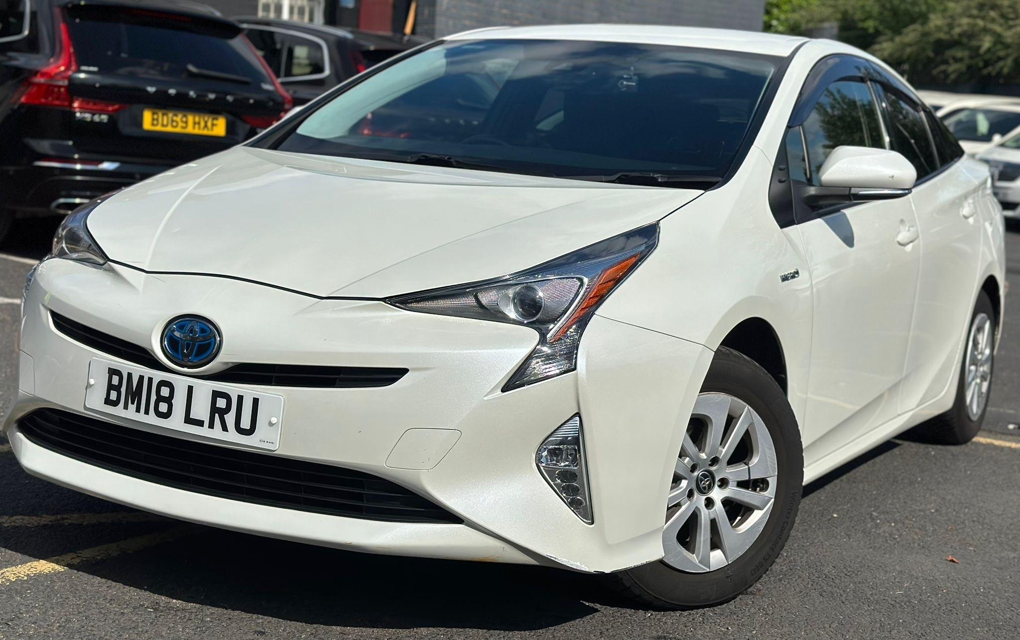 Toyota Prius - 1.8 Hybrid Business Edition 5dr Image